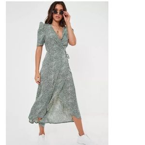 NWT! Missguided green printed midi wrap dress